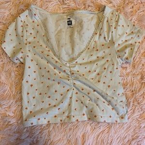 Me to We crop top size XS